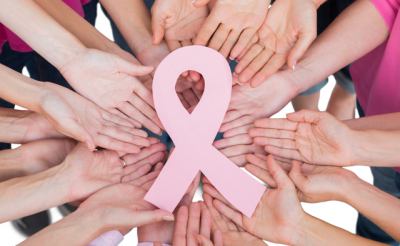 Nguyên nhân gây ung thư vú có thể do yếu tố di truyền gia đình